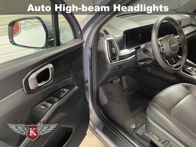 Used 2025 Kia Sorento S image 11