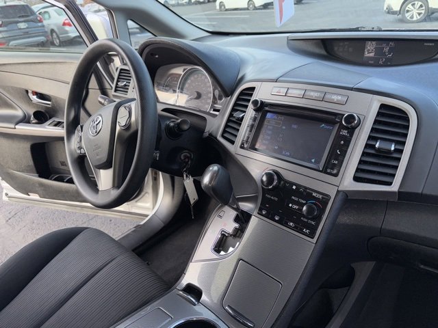Used 2013 Toyota Venza LE image 20