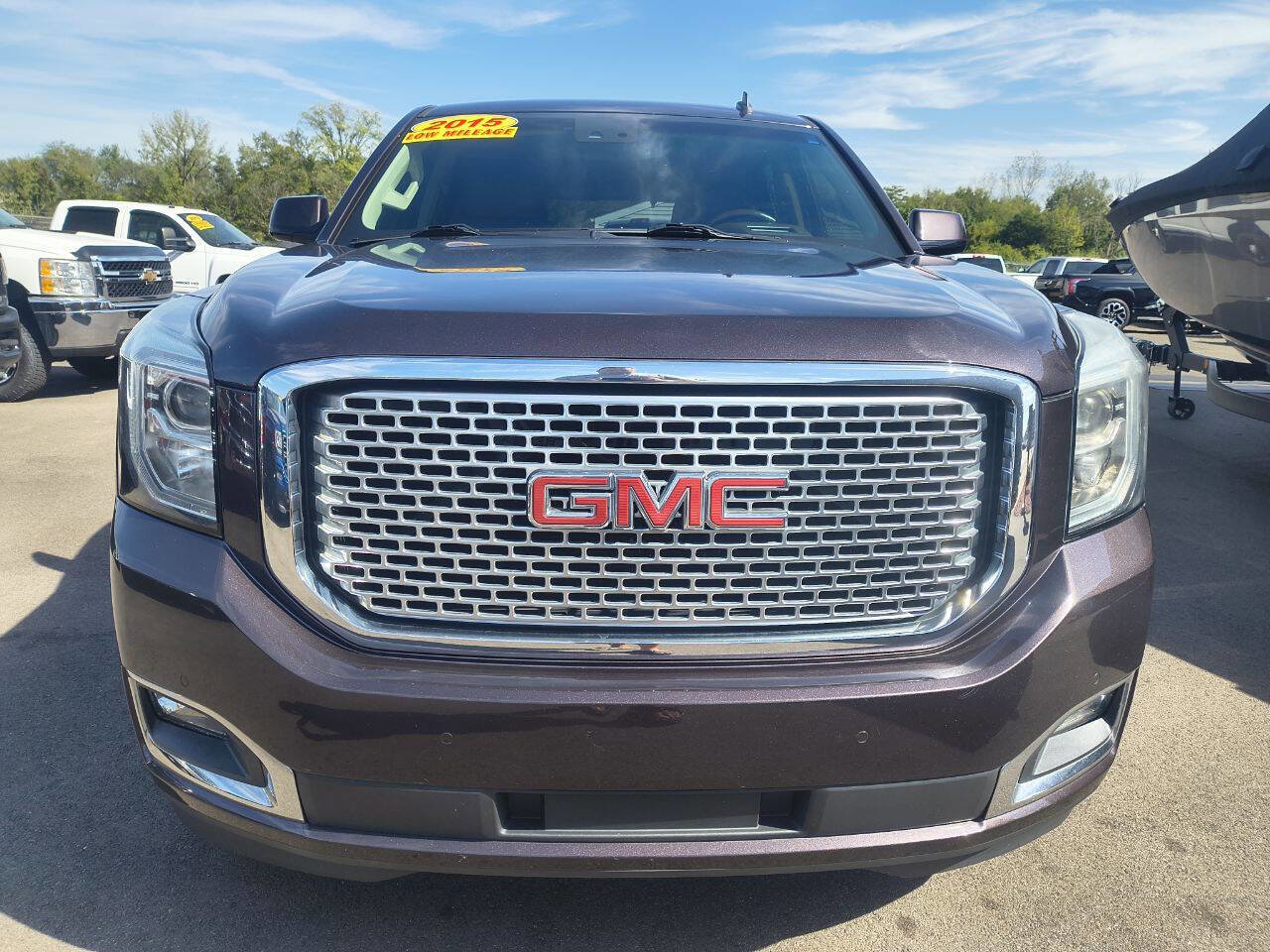 Used 2015 GMC Yukon Denali w/ Touring Package image 3