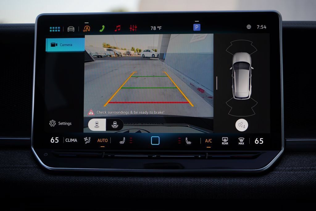New 2026 Volkswagen Tiguan S FWD image 28