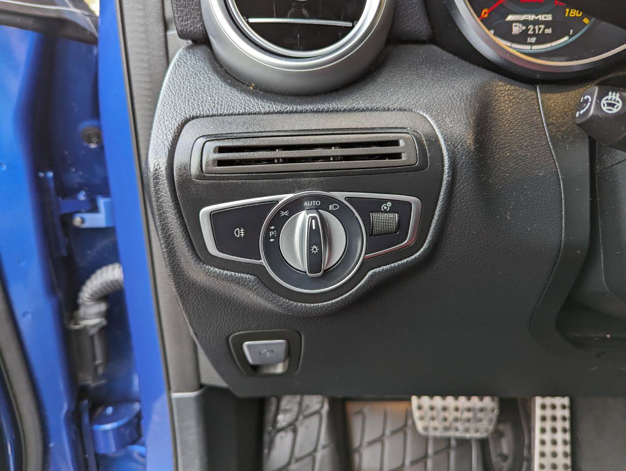 Used 2022 Mercedes-Benz GLC 43 AMG 4MATIC w/ Multimedia Package Lite image 16