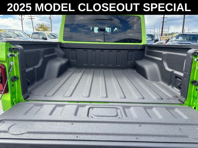 New 2025 Jeep Gladiator Rubicon AWD/4WD image 19