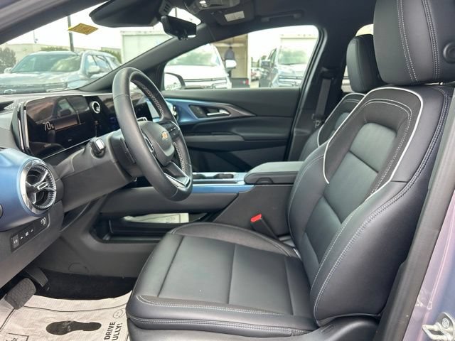 New 2026 Chevrolet Equinox EV LT w/ Convenience Package II AWD/4WD image 15