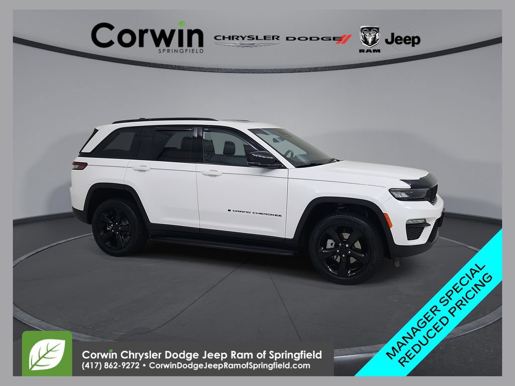 Certified 2025 Jeep Grand Cherokee Limited w/ Black Appearance Package AWD/4WD 360° Tour