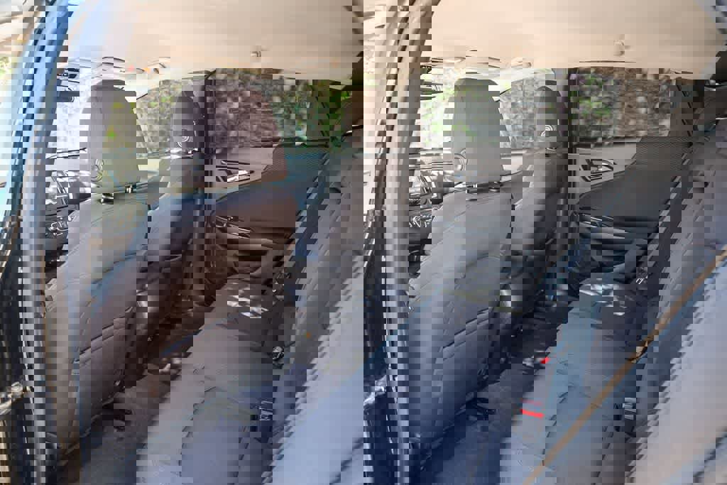 Used 2018 Chevrolet Malibu LS FWD image 18