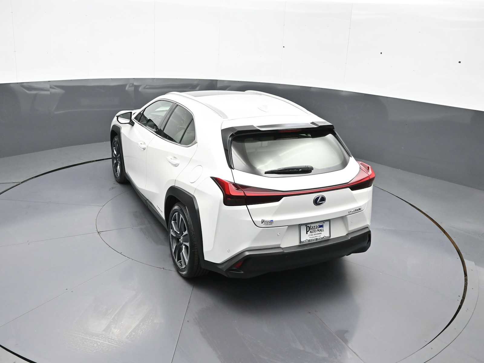 Used 2021 Lexus UX 250h w/ Premium Package AWD/4WD image 40
