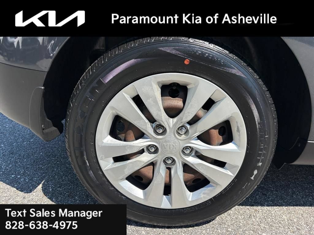 Used 2020 Kia Soul LX FWD image 30