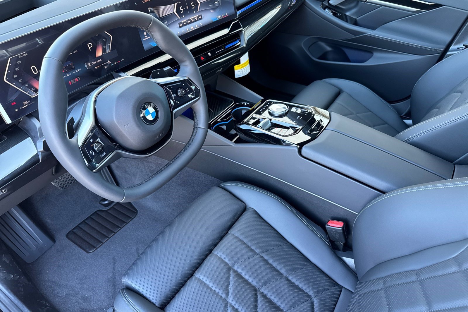 Used 2026 BMW 530i w/ Premium Package RWD image 4