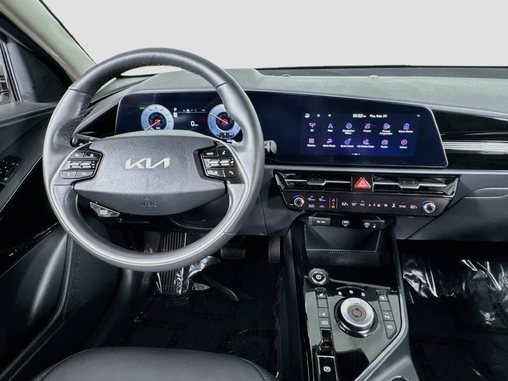 Used 2024 Kia Niro Wind w/ Wind Preserve Package FWD image 16