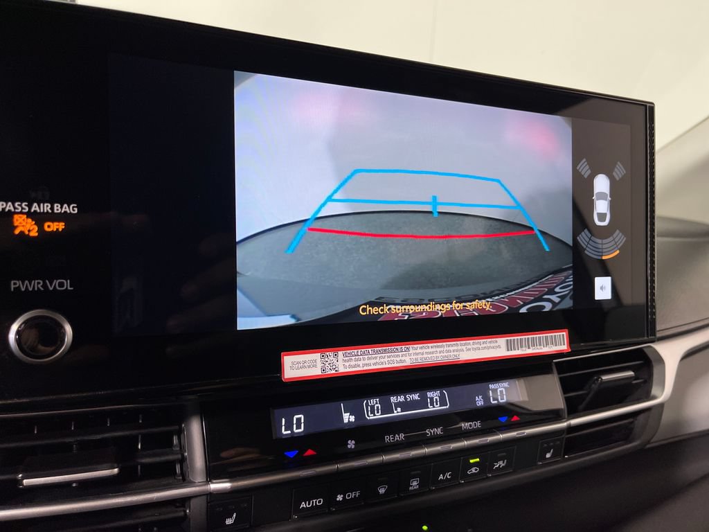 Certified 2025 Toyota Sienna XLE FWD image 21