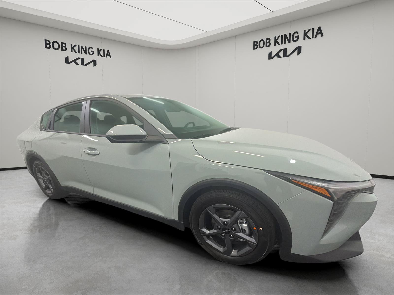 New 2026 Kia K4 FWD image 7