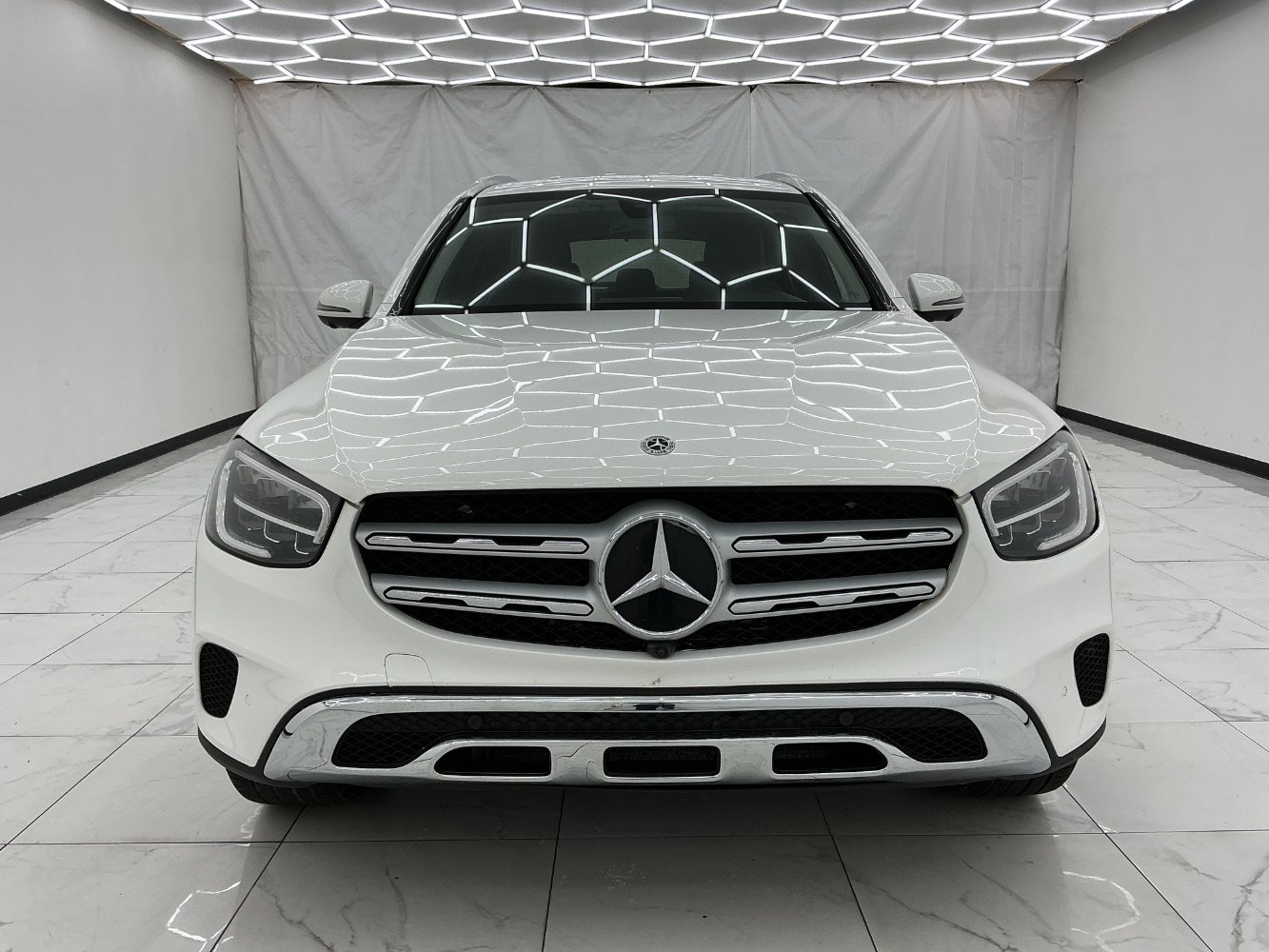 Used 2021 Mercedes-Benz GLC 300 4MATIC image 5