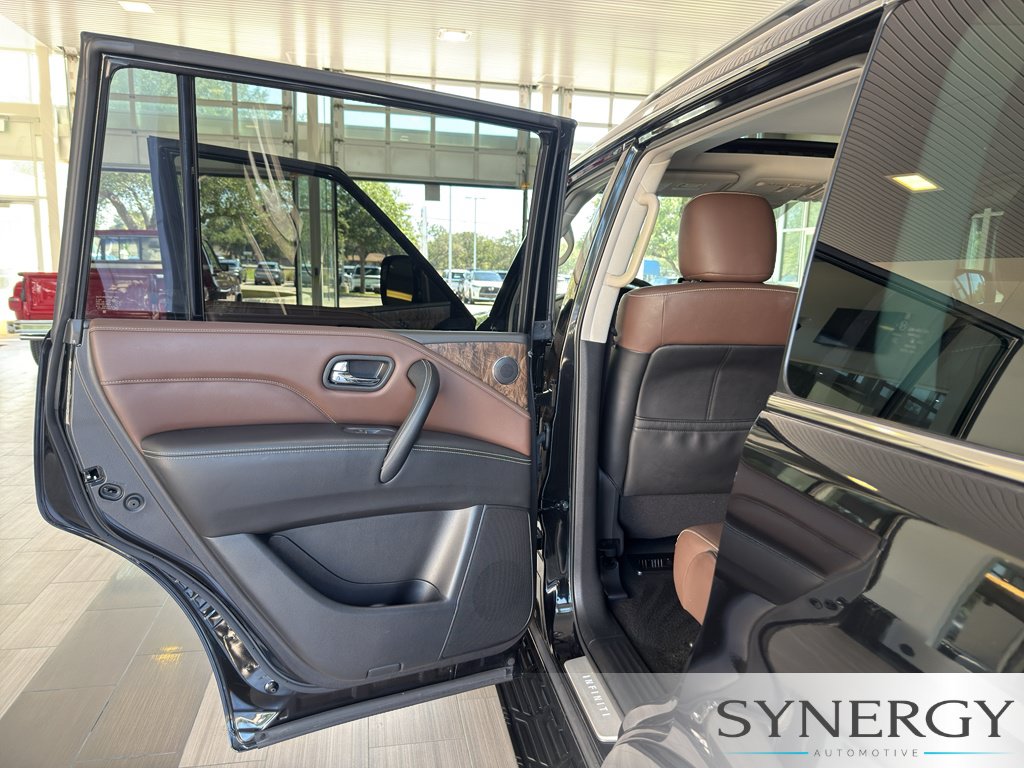 Certified 2023 INFINITI QX80 Premium Select w/ Cargo Package RWD image 27