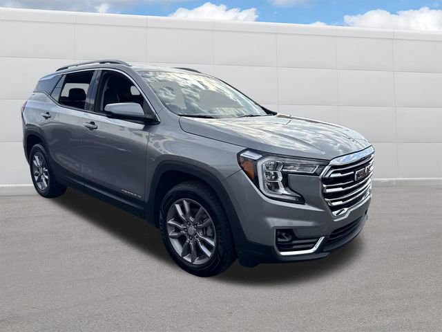 Used 2023 GMC Terrain SLT image 13