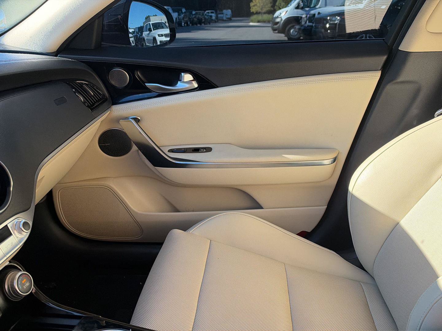 Used 2023 Kia Stinger GT-Line w/ Sun & Sound Package RWD image 20