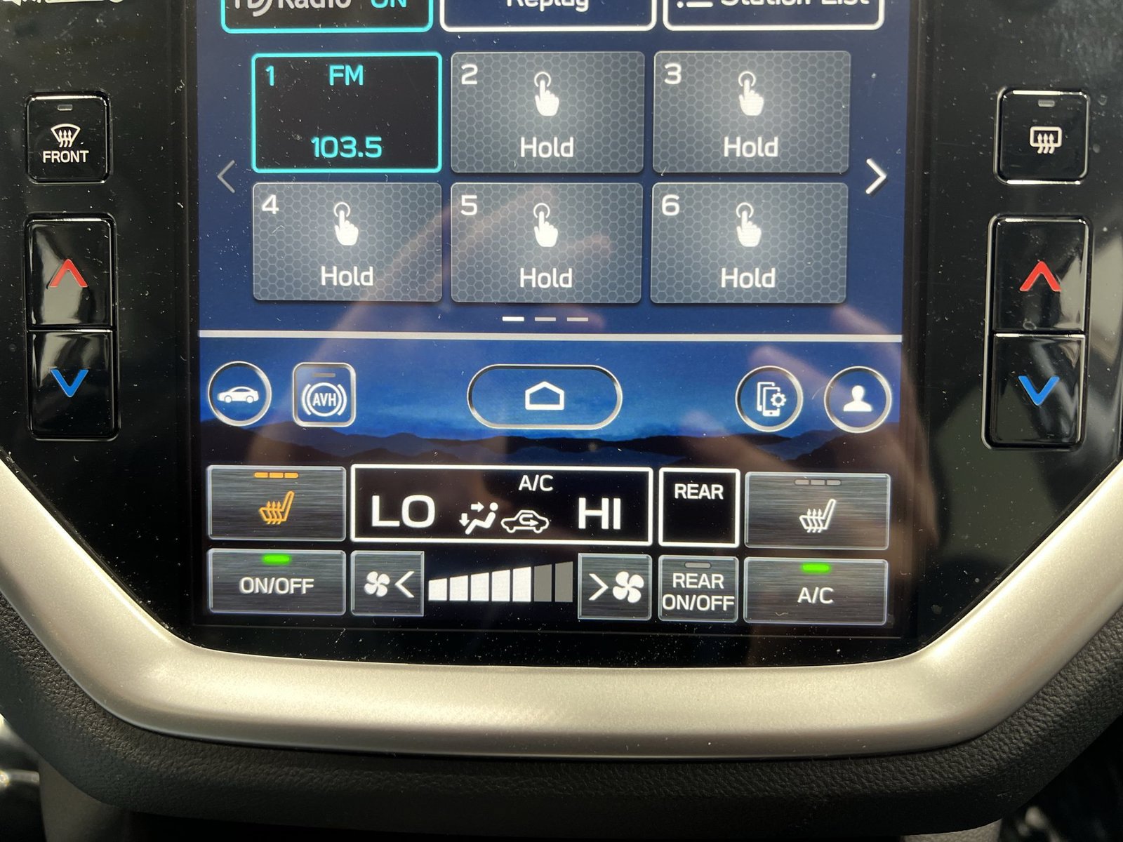 Used 2025 Subaru Ascent Premium AWD/4WD image 18