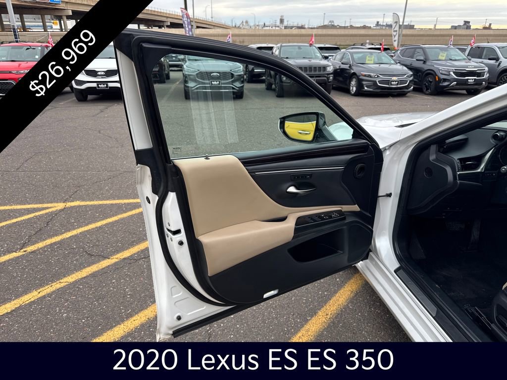 Used 2020 Lexus ES 350 w/ Premium Package image 10