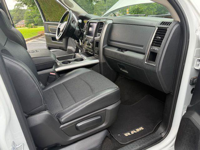 Used 2018 RAM 2500 Big Horn w/ Sport Appearance Group image 22