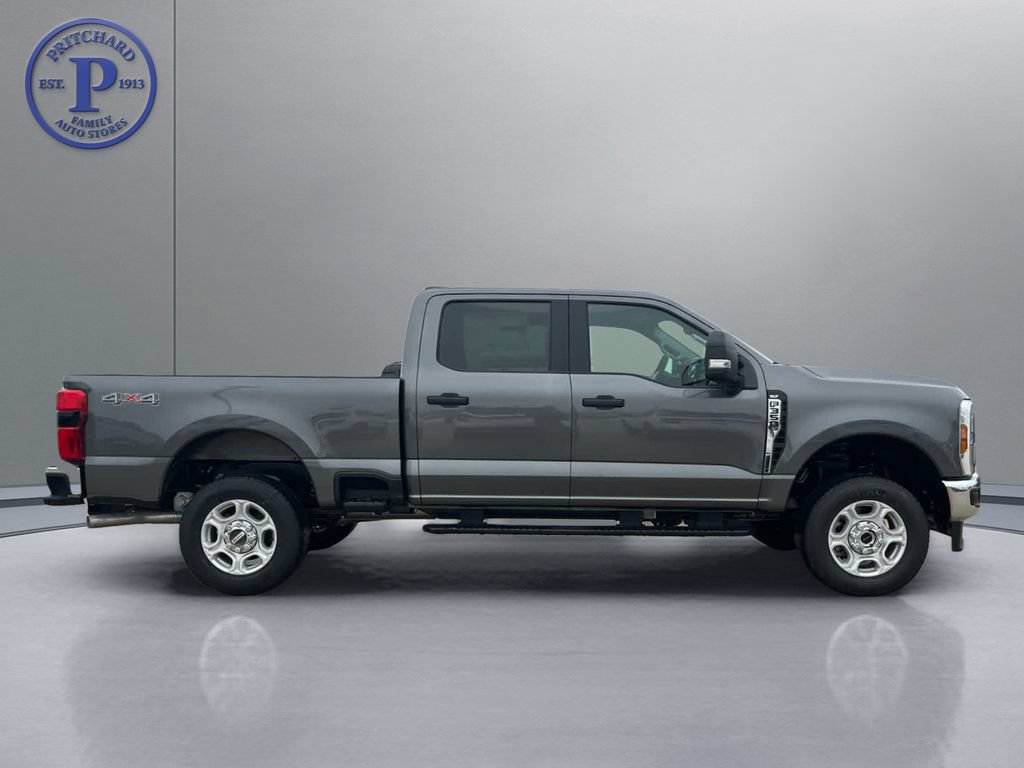 New 2026 Ford F350 XLT w/ 360-Degree Camera Package AWD/4WD image 7