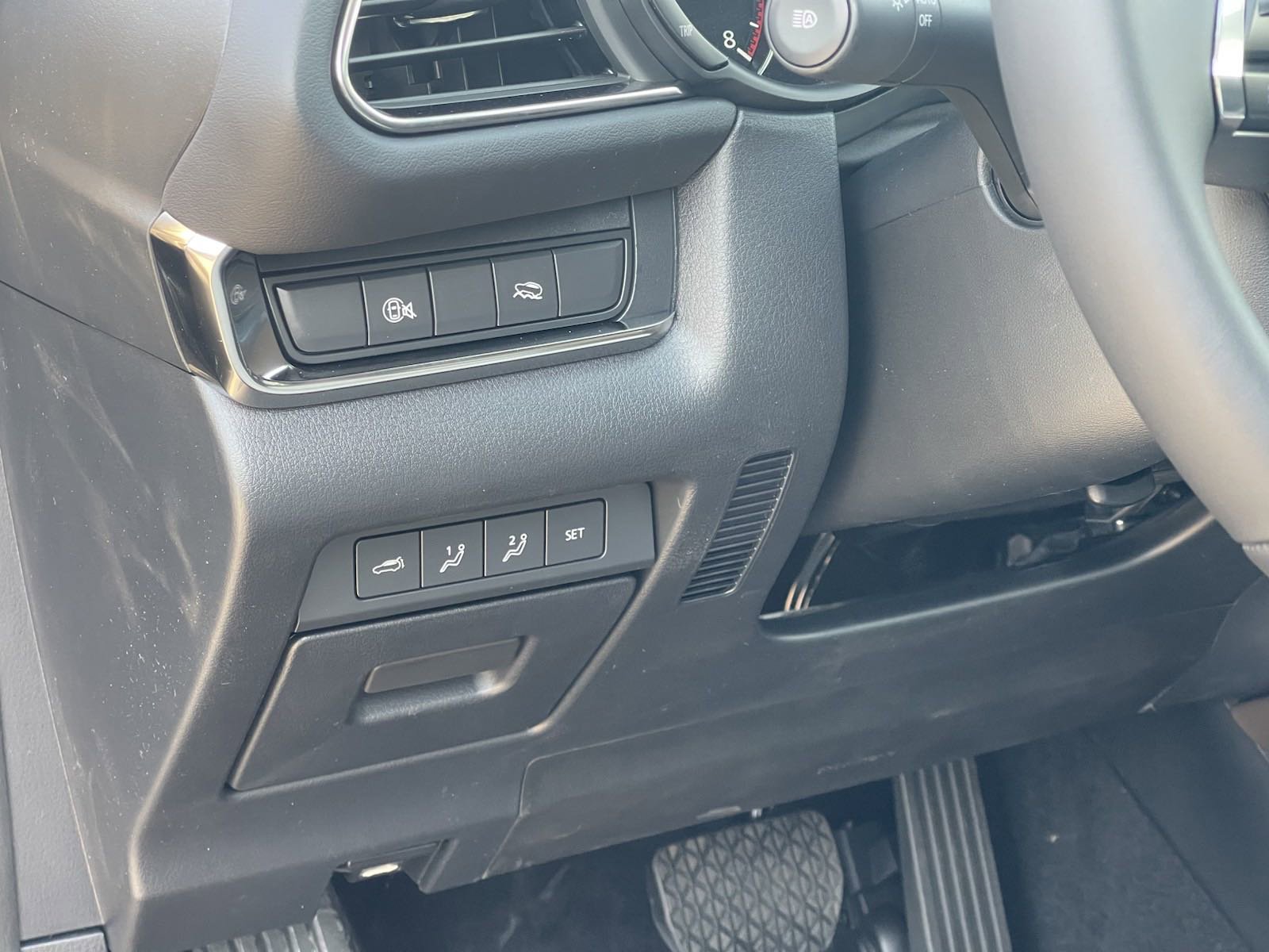 New 2025 MAZDA CX-30 AWD 2.5 S w/ Premium Package image 5