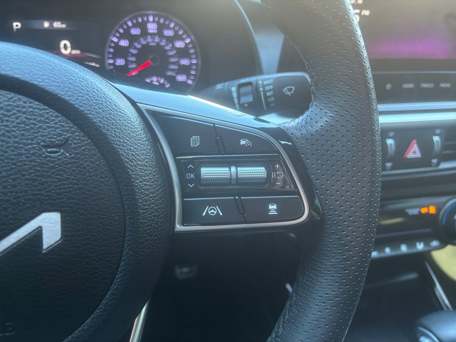 Used 2024 Kia Forte GT-Line image 23