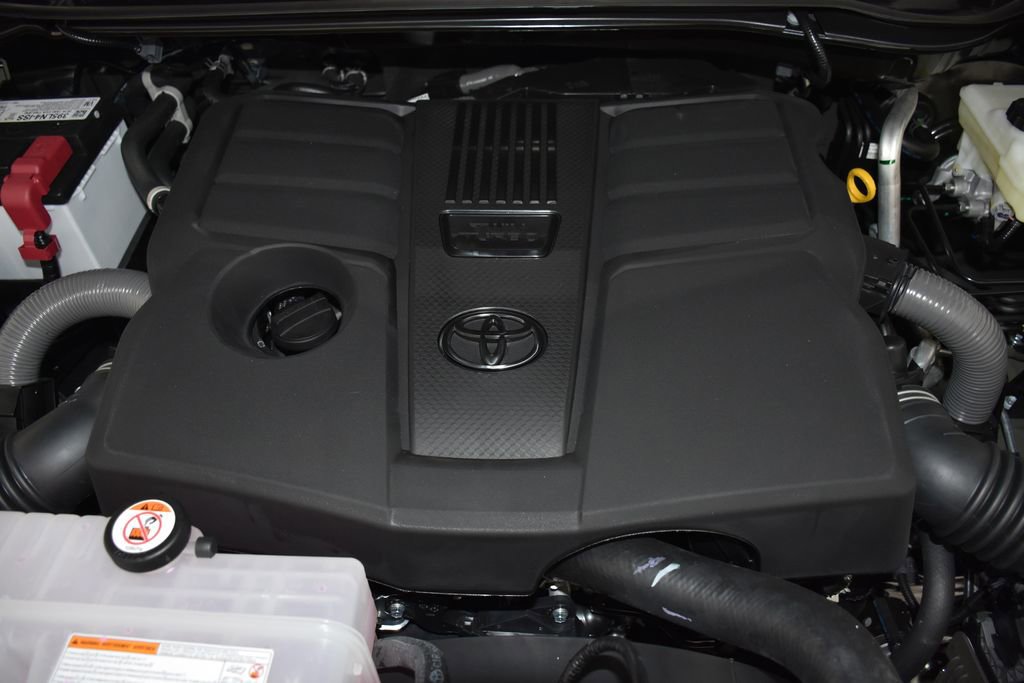 New 2026 Toyota Tundra Platinum image 7