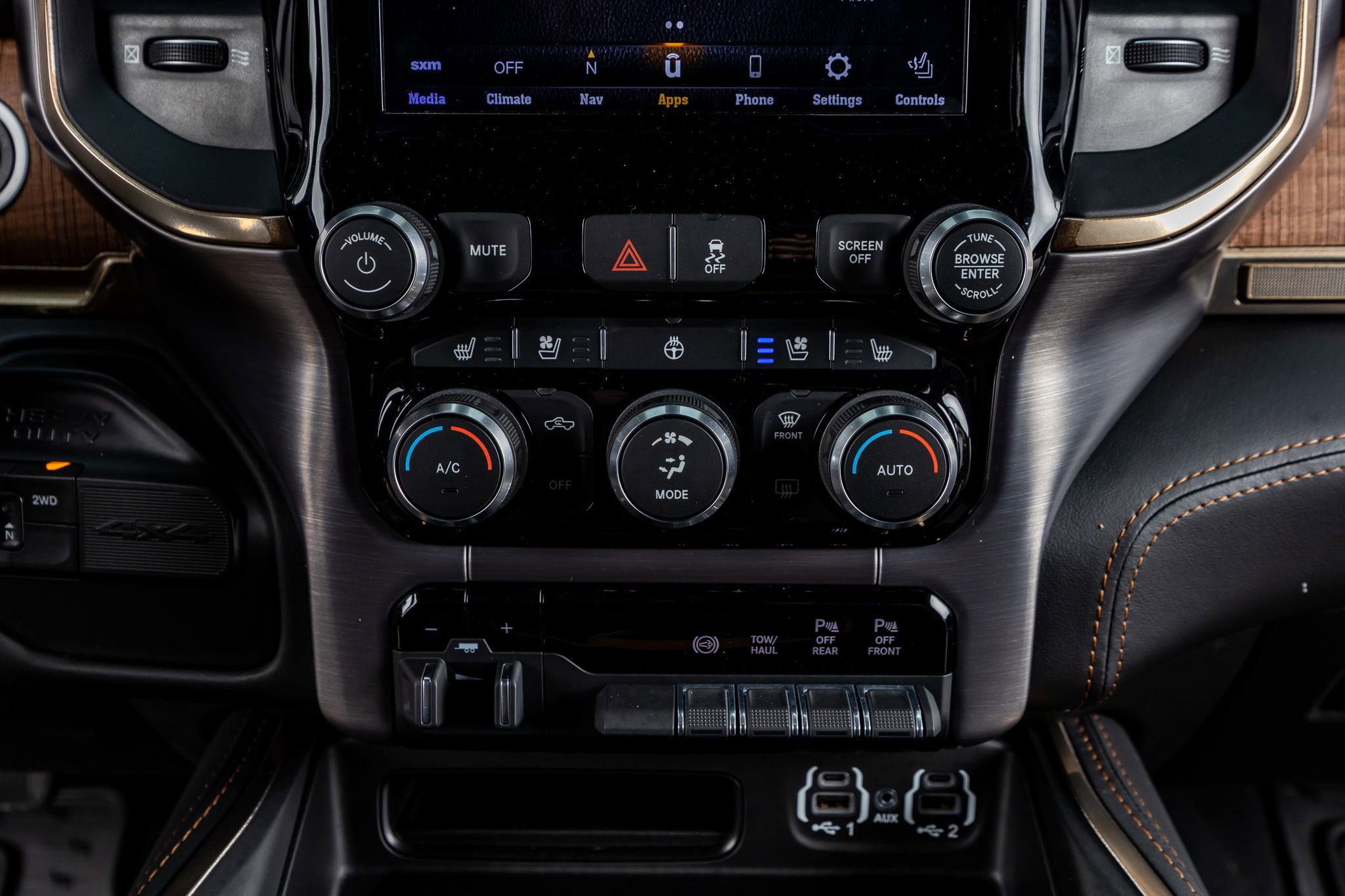 Used 2020 RAM 3500 Limited image 27