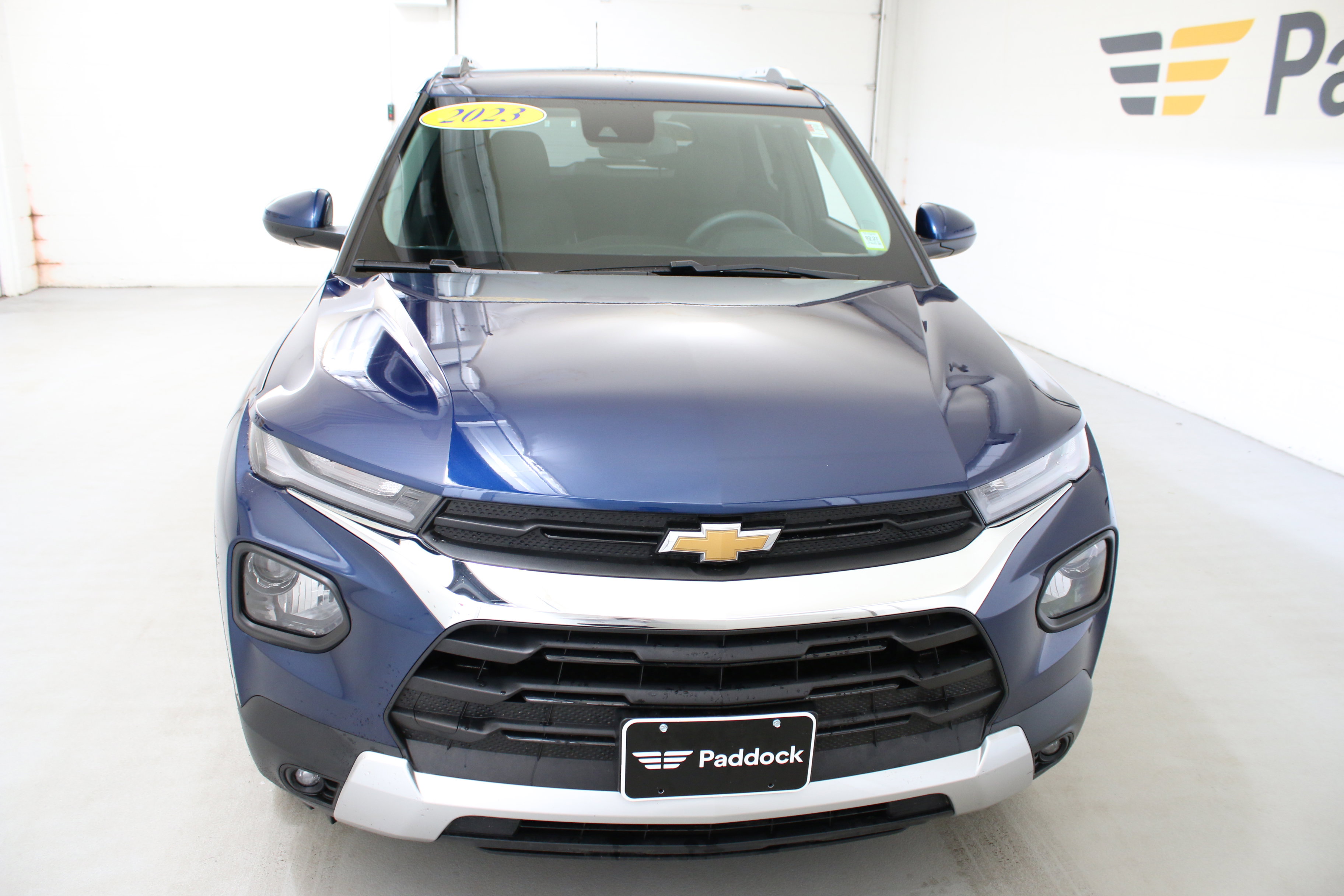 Used 2023 Chevrolet TrailBlazer LT image 2