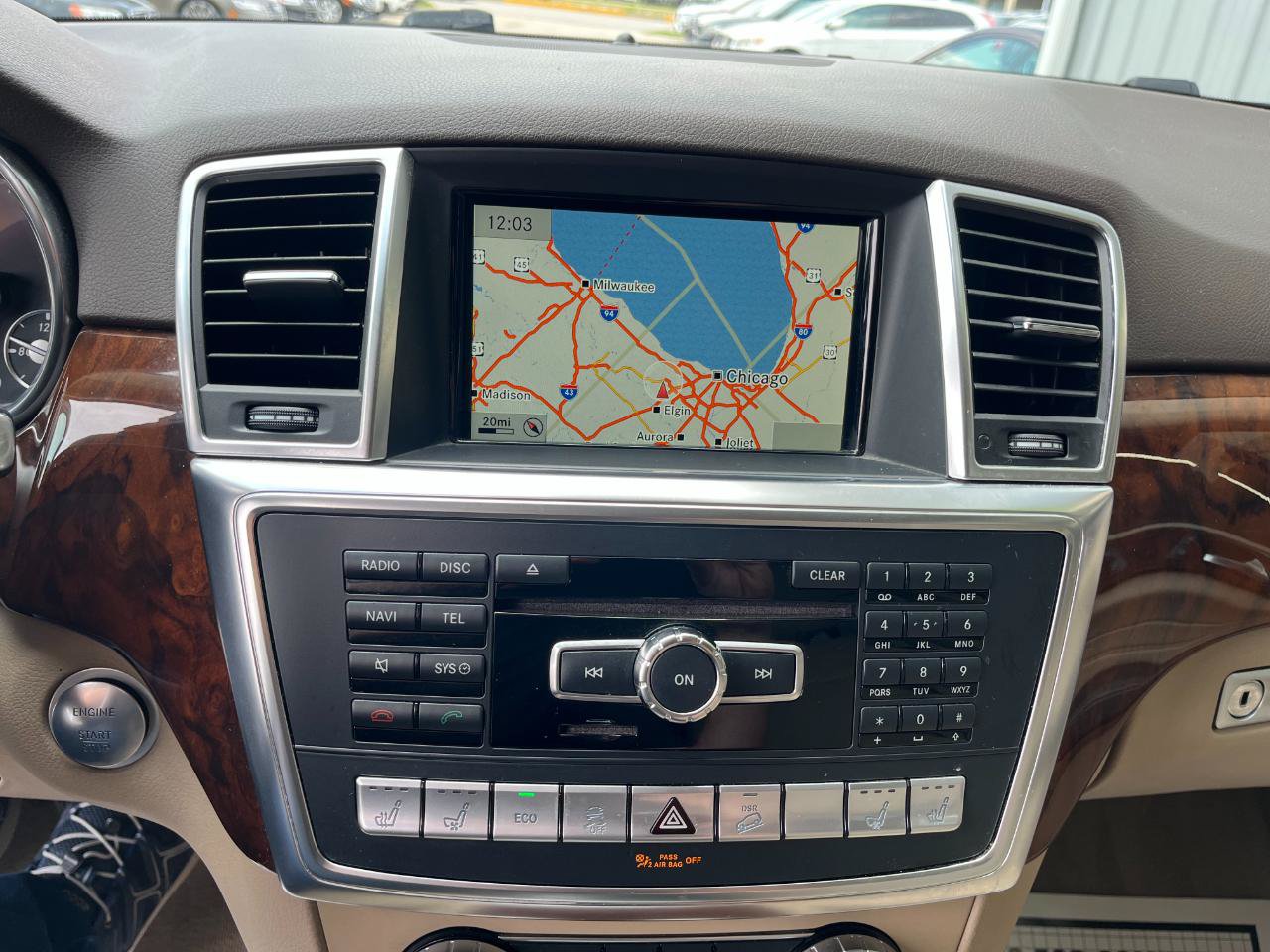 Used 2015 Mercedes-Benz ML 250 BlueTEC 4MATIC image 36