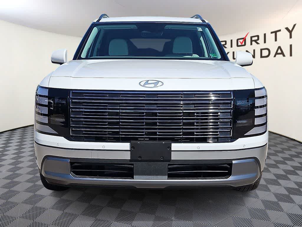 Used 2026 Hyundai Palisade SEL FWD image 2