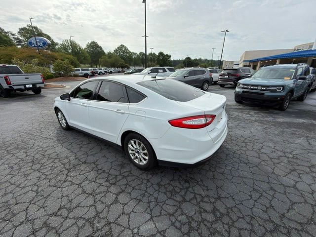 Used 2015 Ford Fusion S FWD image 9