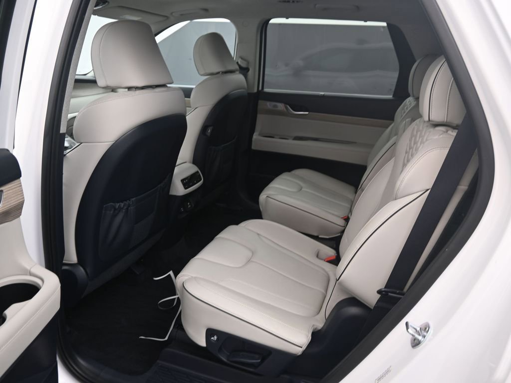 Used 2021 Hyundai Palisade Limited FWD image 17