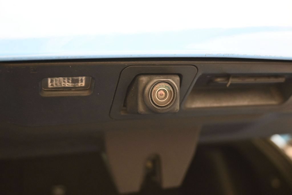 Used 2023 Chevrolet TrailBlazer RS w/ Sun and Liftgate Package FWD image 33