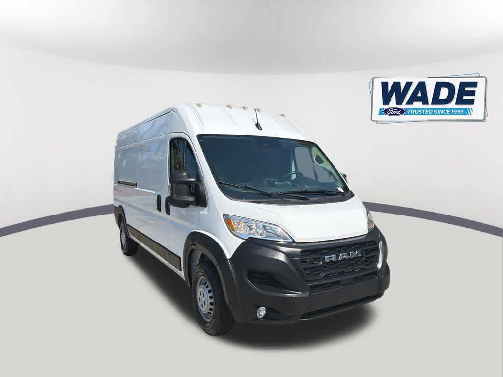 Used 2025 RAM ProMaster 2500 w/ Convenience Group FWD image 3
