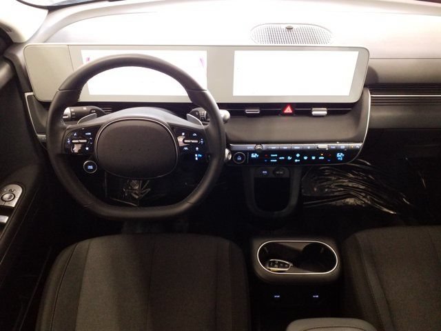 Certified 2024 Hyundai Ioniq 5 SE RWD image 3