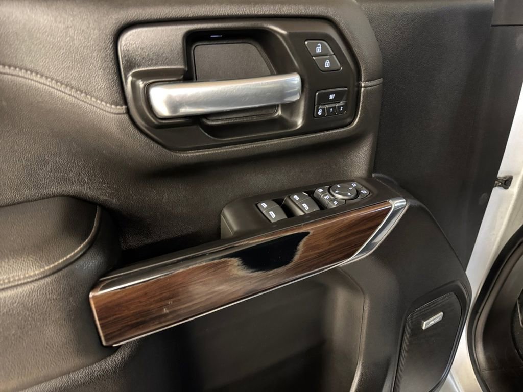 Used 2021 GMC Sierra 2500 SLT w/ SLT Premium Package image 11