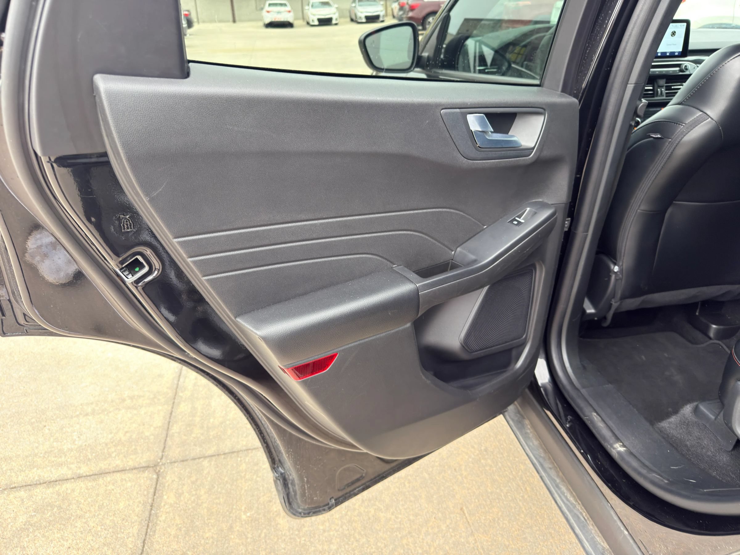 Used 2024 Ford Escape ST-Line AWD/4WD image 27