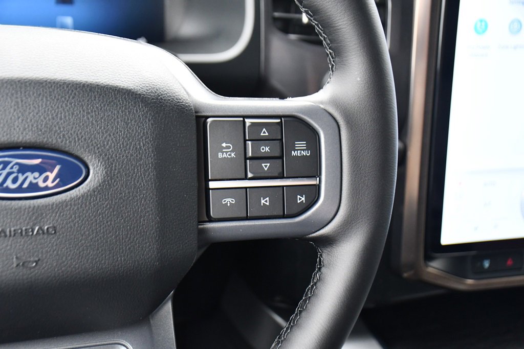 New 2025 Ford F150 Lightning Lariat image 38