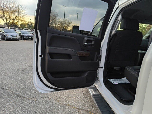 Used 2019 GMC Sierra 2500 Denali w/ Duramax Plus Package image 13