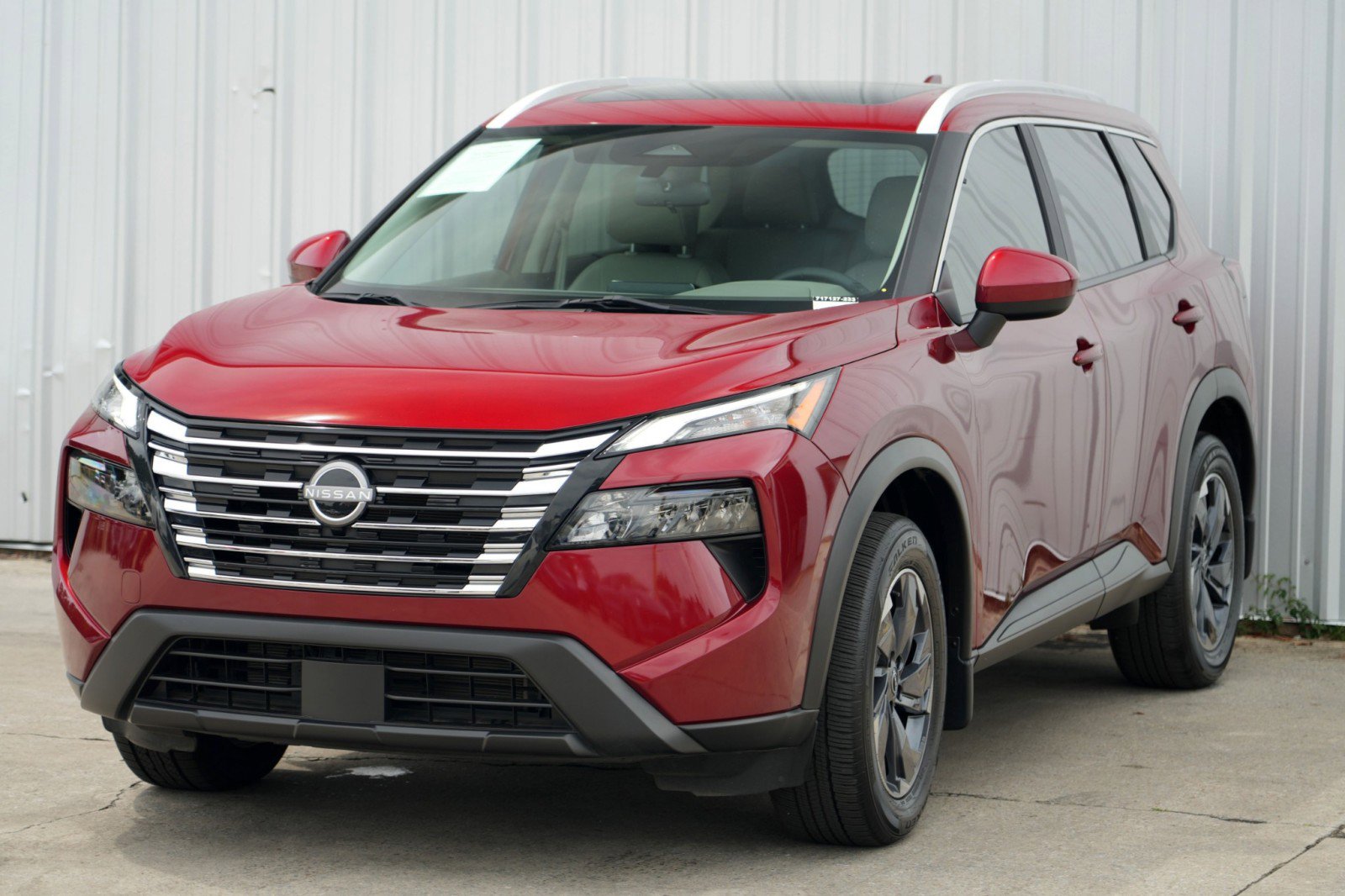 Used 2024 Nissan Rogue SV w/ SV Premium Package image 42