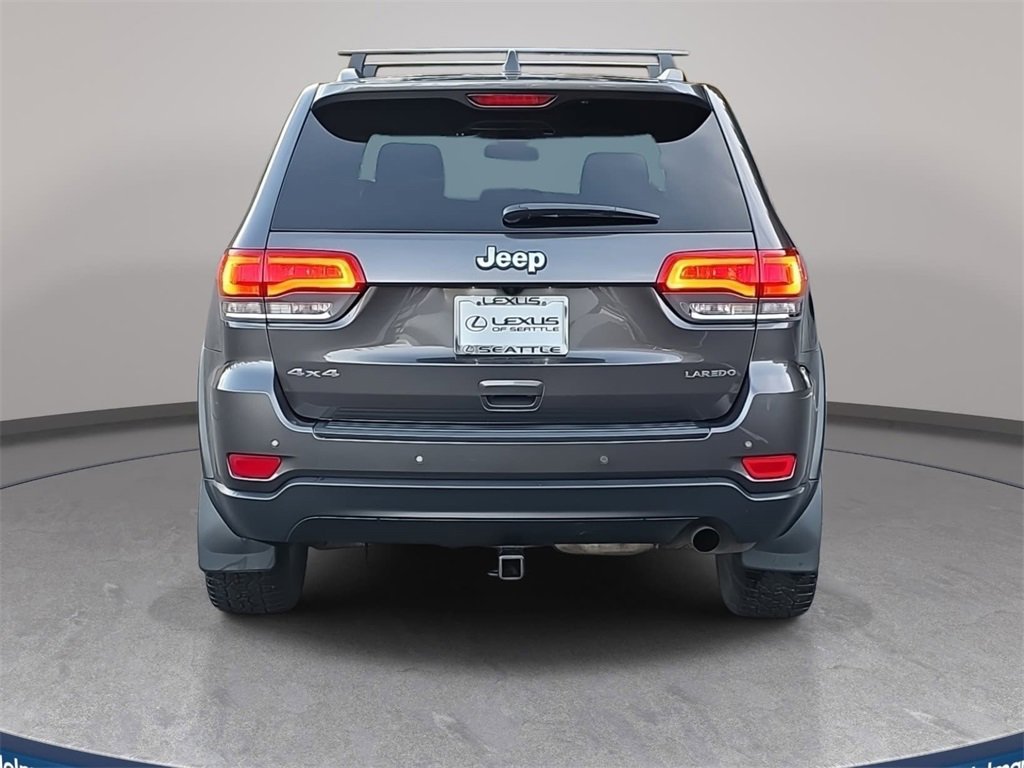 Used 2018 Jeep Grand Cherokee Laredo image 7