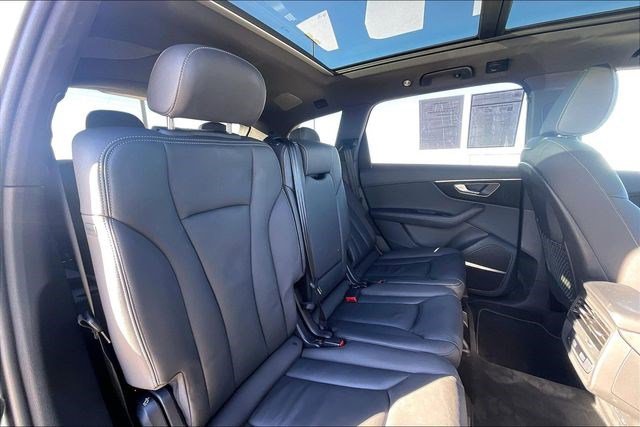 Used 2025 Audi Q7 3.0T Premium Plus image 32