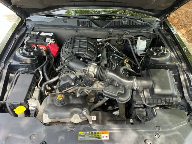Used 2012 Ford Mustang Coupe RWD image 30