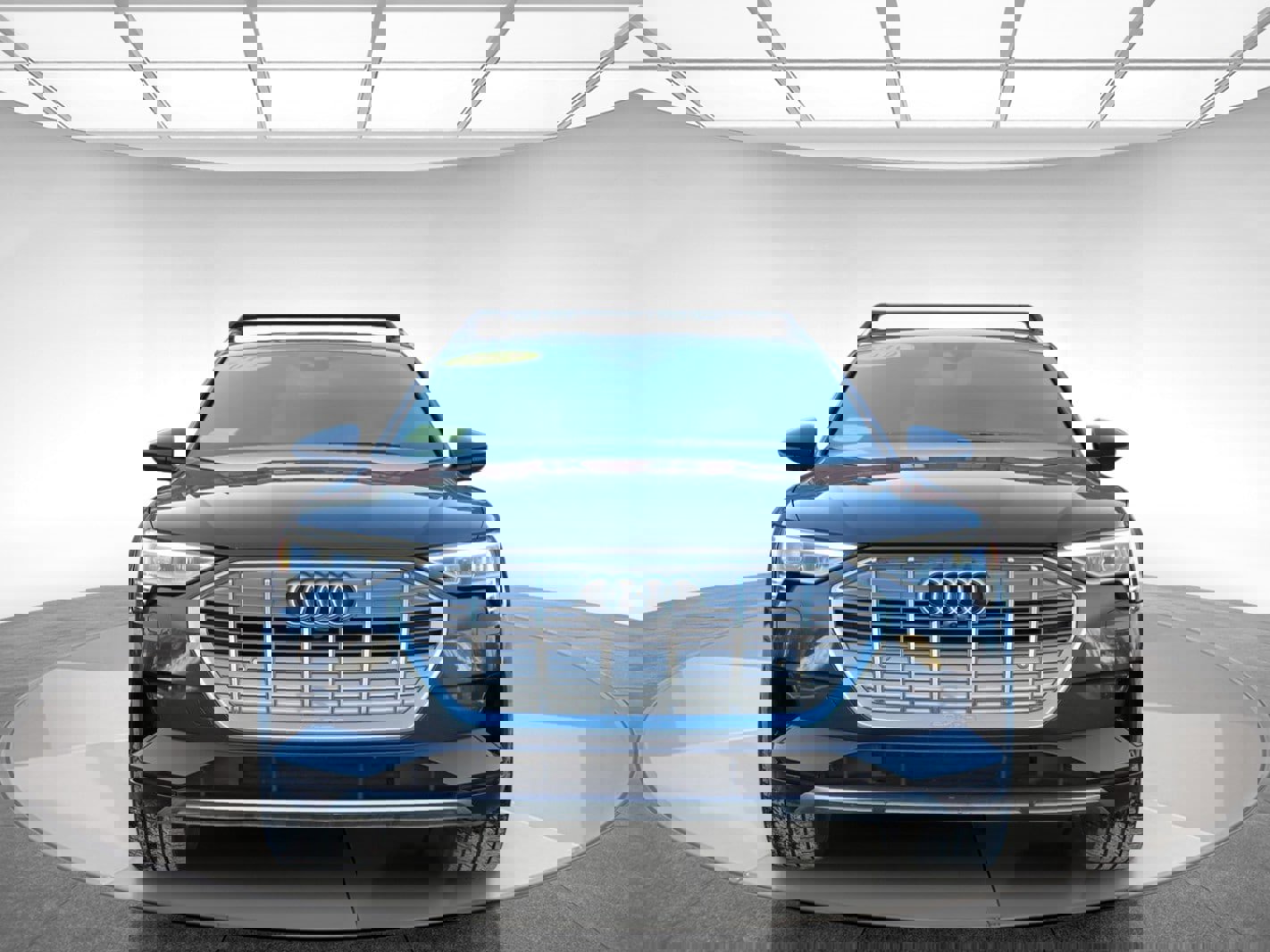 Used 2019 Audi e-tron Premium Plus w/ Cold Weather Package image 2