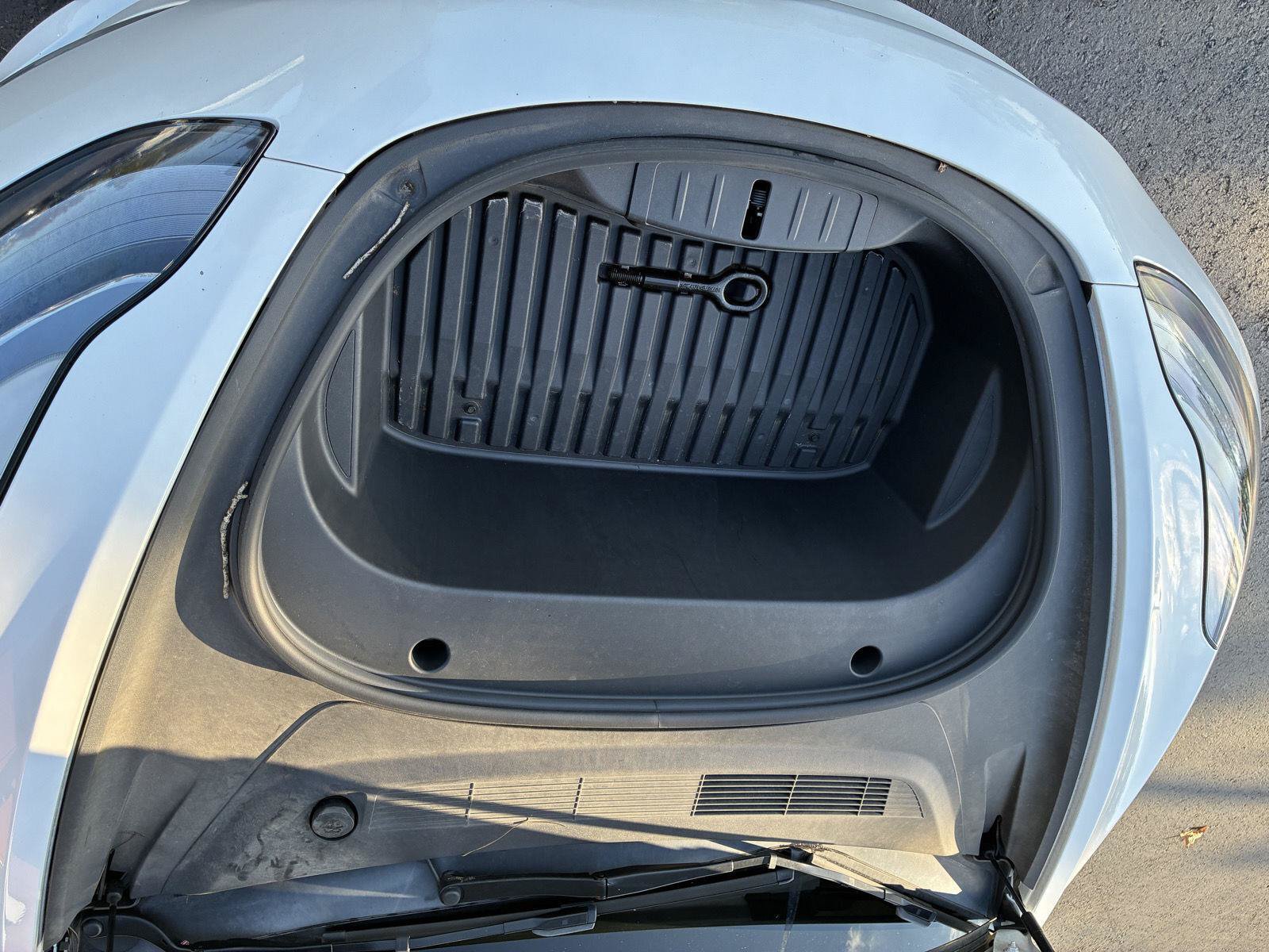 Used 2023 Tesla Model 3 Standard Range RWD image 10