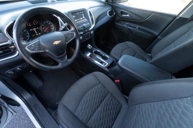Used 2018 Chevrolet Equinox LT image 23