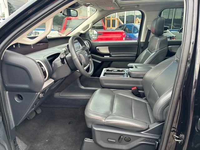 Used 2025 Ford Expedition Active AWD/4WD image 64