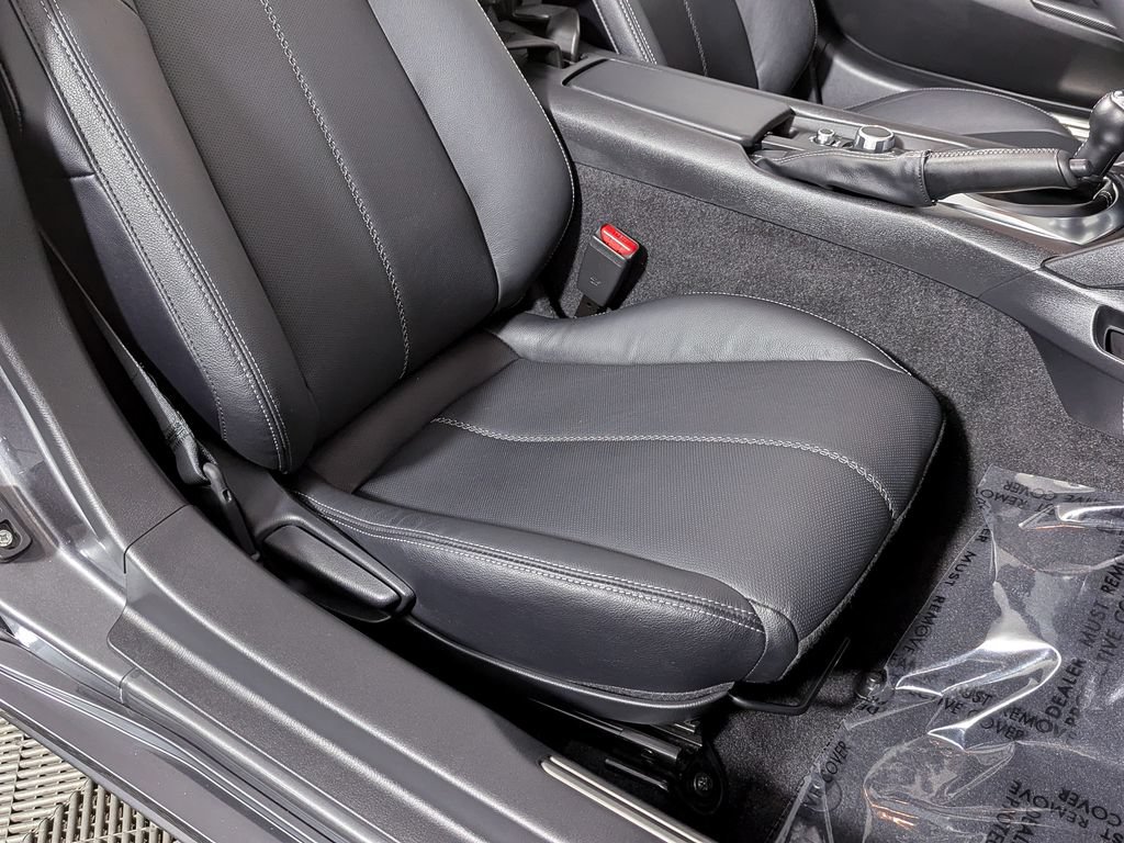 Used 2022 MAZDA MX-5 Miata Grand Touring RWD image 39