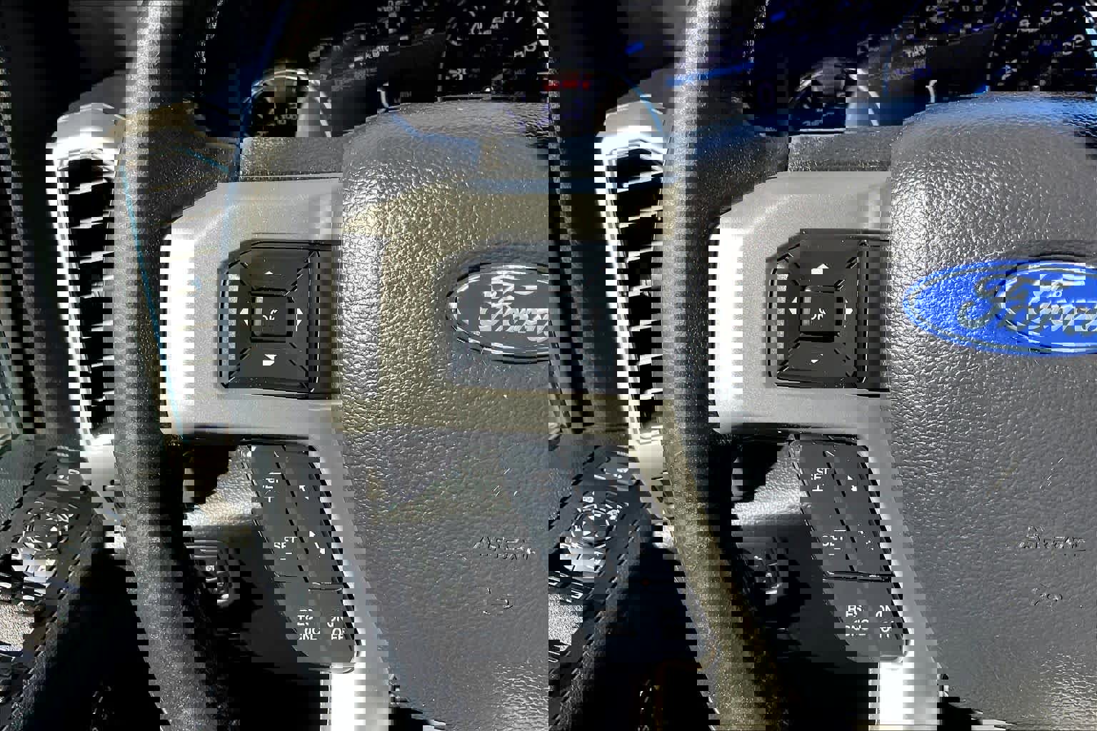 Used 2021 Ford F250 Lariat image 25