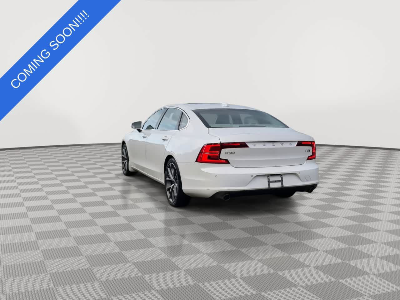 Used 2018 Volvo S90 T5 Momentum w/ Momentum Plus Package AWD/4WD image 7